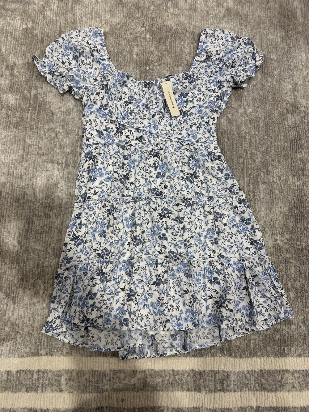 Francesca's Collections White and Light Blue Floral Tiered Mini Dress